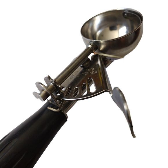 Adcraft Metal 1.75" Cookie Dough/Ice Cream Scoop 18/8 KOREA Easy Lever Release - Picture 8 of 8
